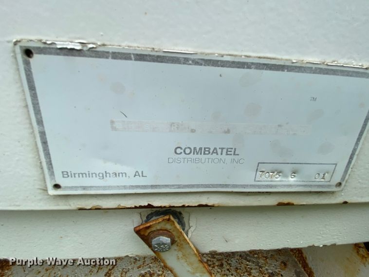 image for item HG9119 2001 International 4700  digger derrick truck