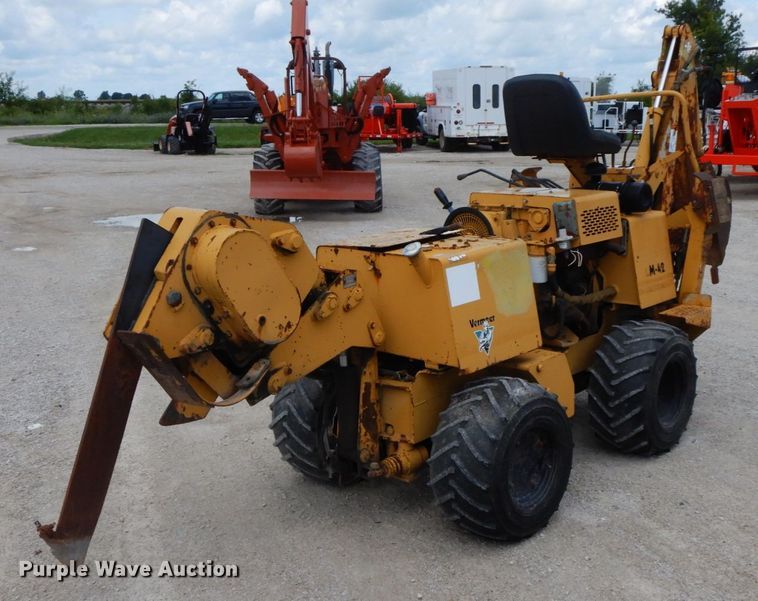 image for item HM9749 1997 Vermeer LM42  cable plow