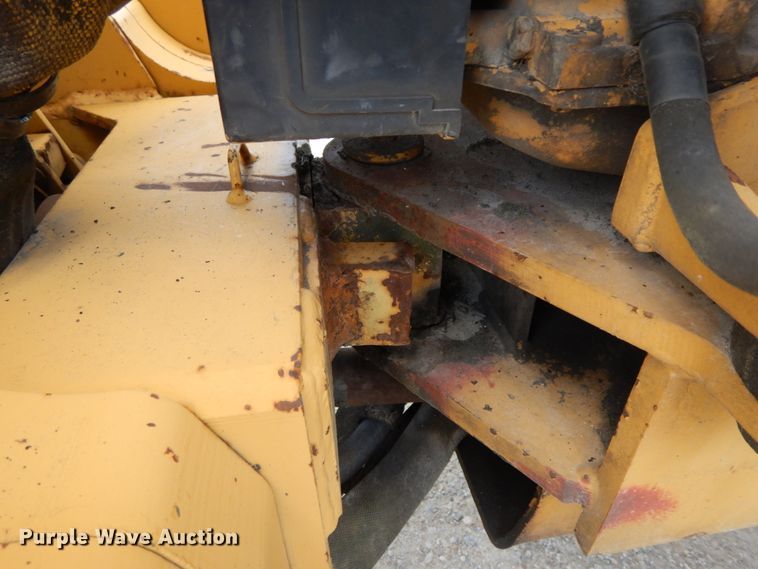 image for item HM9749 1997 Vermeer LM42  cable plow