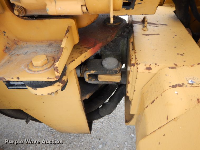 image for item HM9749 1997 Vermeer LM42  cable plow