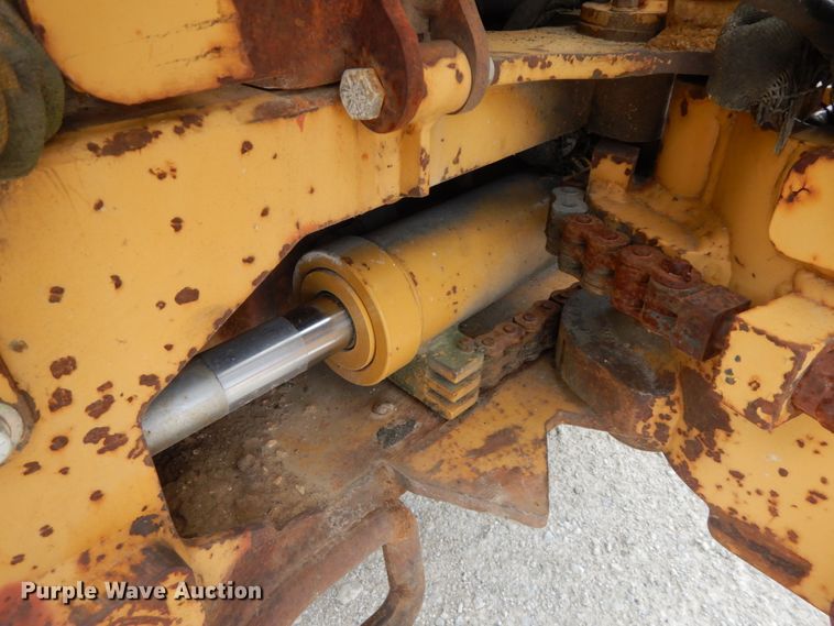 image for item HM9749 1997 Vermeer LM42  cable plow