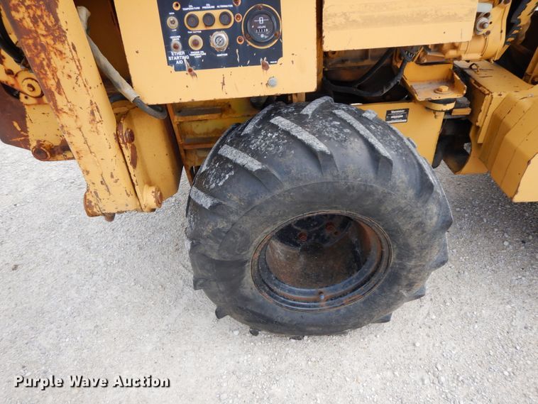 image for item HM9749 1997 Vermeer LM42  cable plow