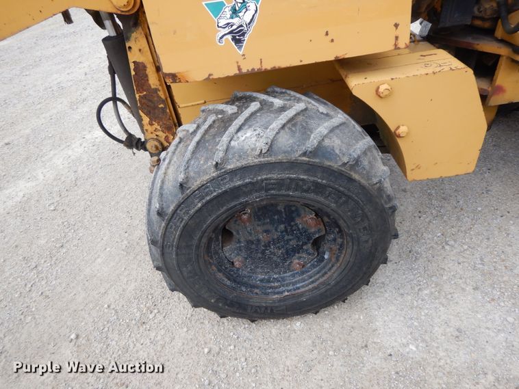 image for item HM9749 1997 Vermeer LM42  cable plow