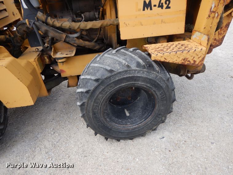 image for item HM9749 1997 Vermeer LM42  cable plow