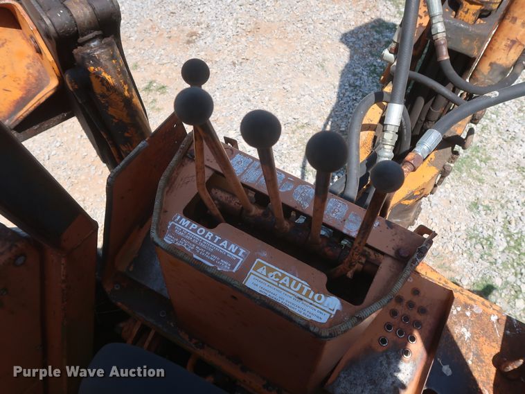 image for item HT9596 1975 Case 580B  backhoe