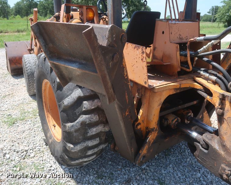 image for item HT9596 1975 Case 580B  backhoe
