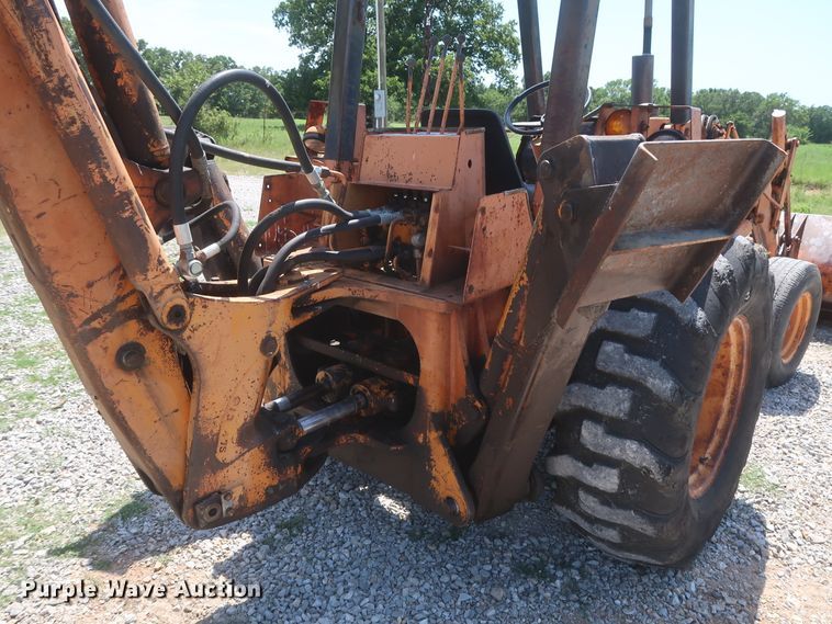 image for item HT9596 1975 Case 580B  backhoe