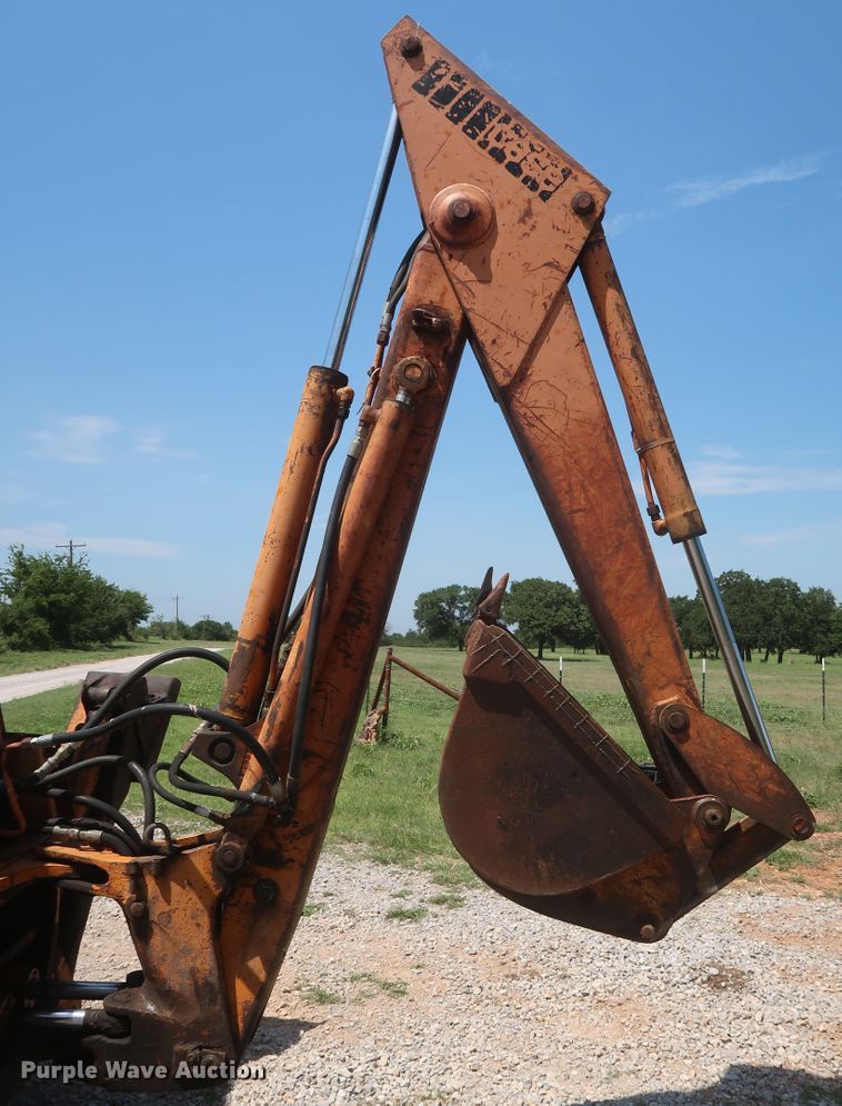 image for item HT9596 1975 Case 580B  backhoe