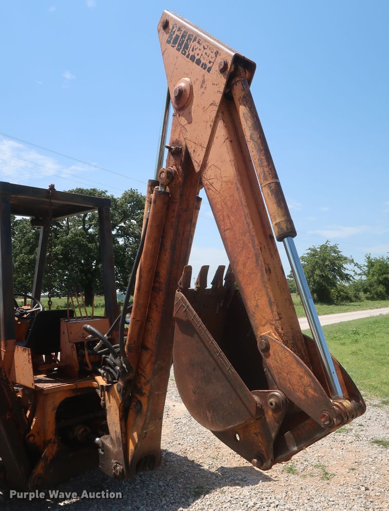 image for item HT9596 1975 Case 580B  backhoe