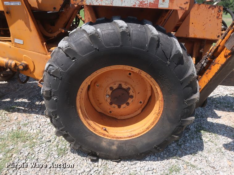 image for item HT9596 1975 Case 580B  backhoe