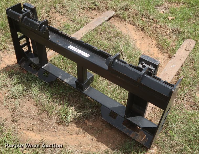 image for item HT9597 Titan pallet forks