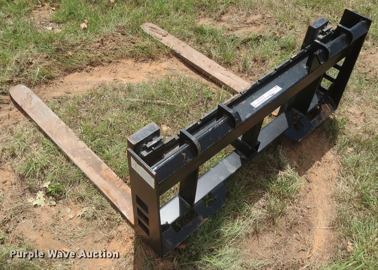 image for item HT9597 Titan pallet forks