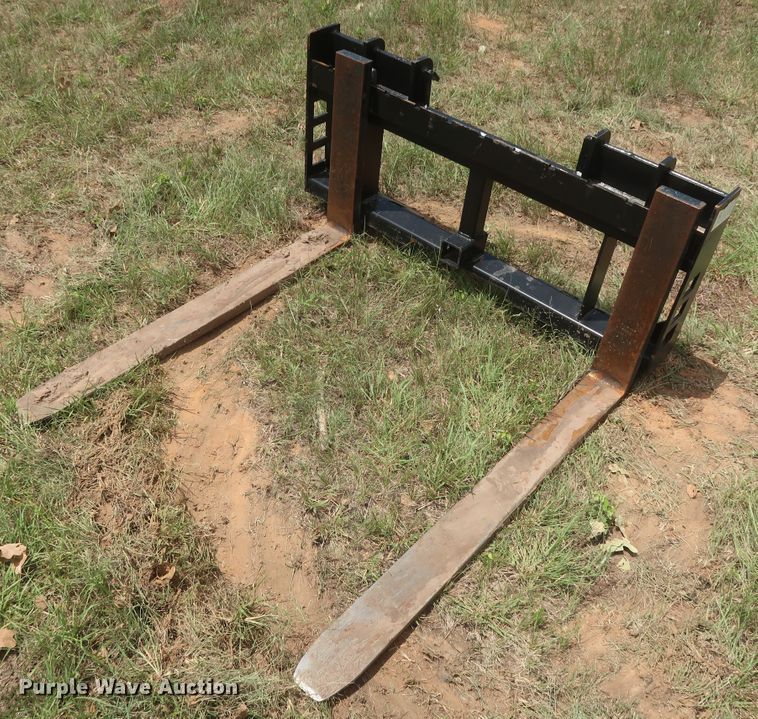 image for item HT9597 Titan pallet forks