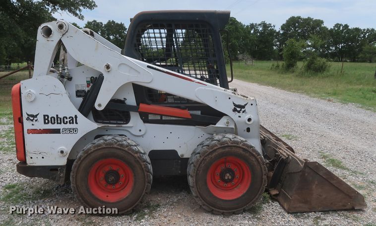 image for item HT9598 2010 Bobcat S650  skid steer loader