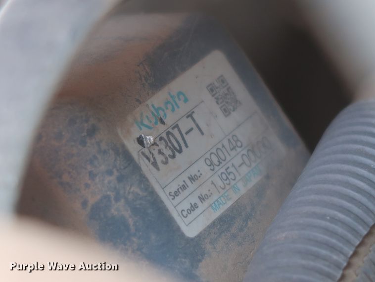 image for item HT9598 2010 Bobcat S650  skid steer loader