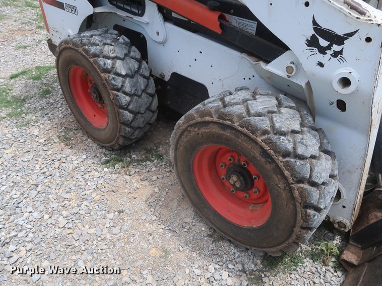 image for item HT9598 2010 Bobcat S650  skid steer loader