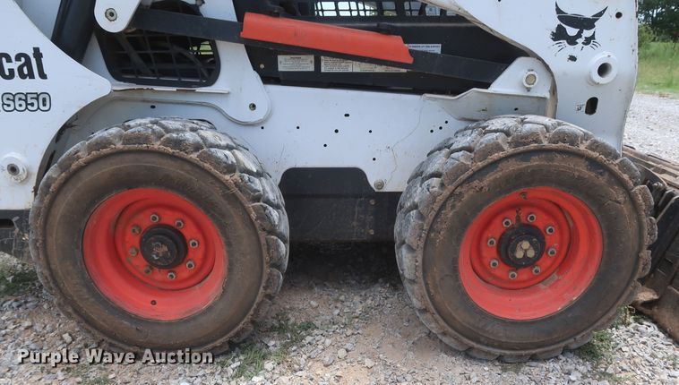 image for item HT9598 2010 Bobcat S650  skid steer loader