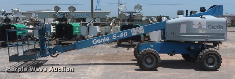 image for item HT9608 2008 Genie S-40  boom lift