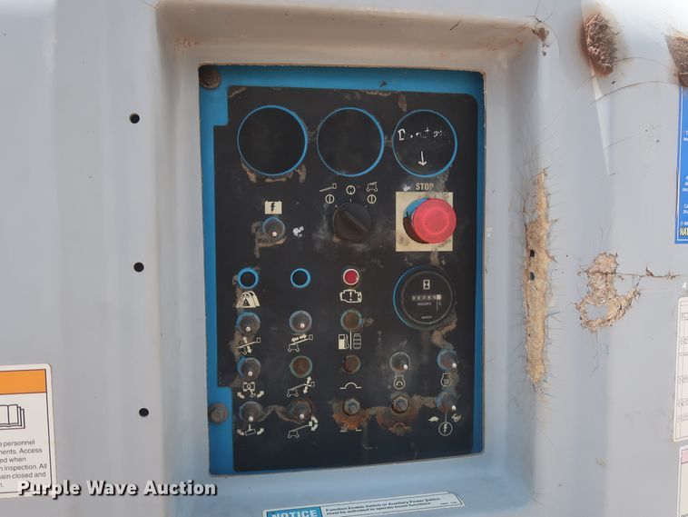 image for item HT9608 2008 Genie S-40  boom lift