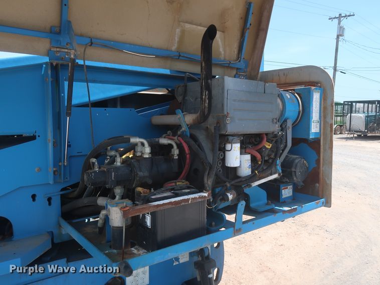 image for item HT9608 2008 Genie S-40  boom lift