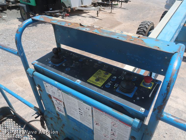 image for item HT9608 2008 Genie S-40  boom lift