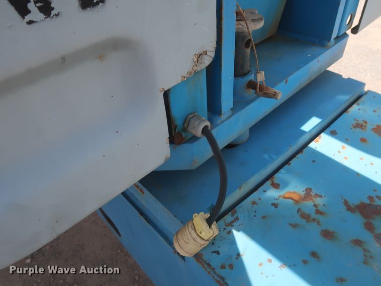 image for item HT9608 2008 Genie S-40  boom lift