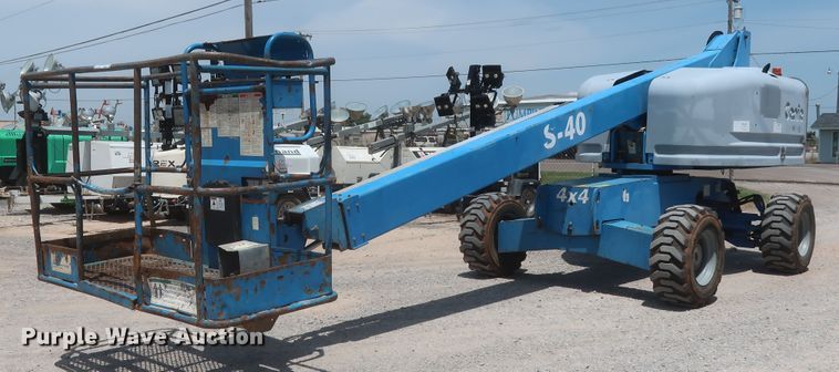image for item HT9609 2006 Genie S40  boom lift
