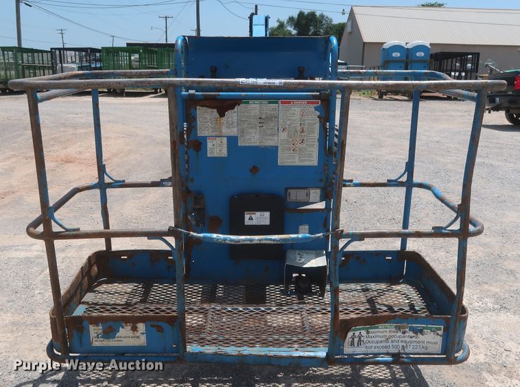 image for item HT9609 2006 Genie S40  boom lift