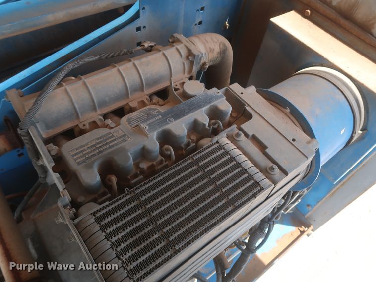 image for item HT9609 2006 Genie S40  boom lift