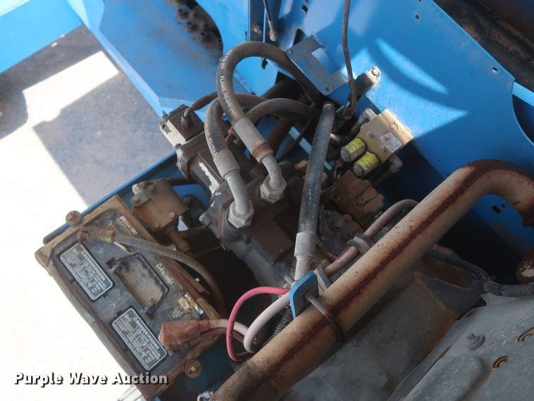 image for item HT9609 2006 Genie S40  boom lift