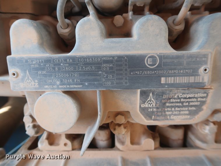 image for item HT9609 2006 Genie S40  boom lift