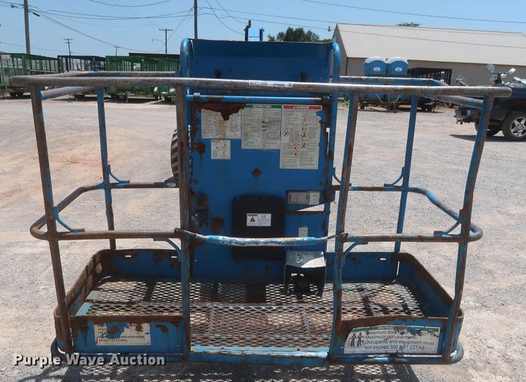 image for item HT9609 2006 Genie S40  boom lift