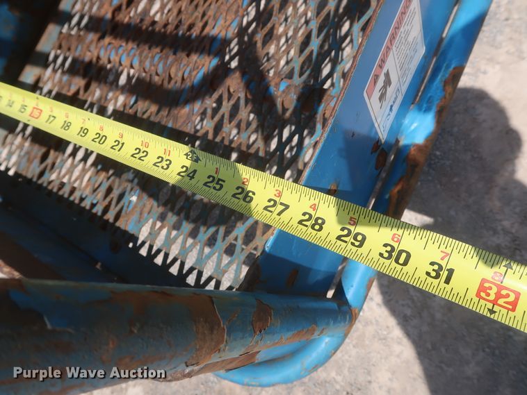 image for item HT9609 2006 Genie S40  boom lift