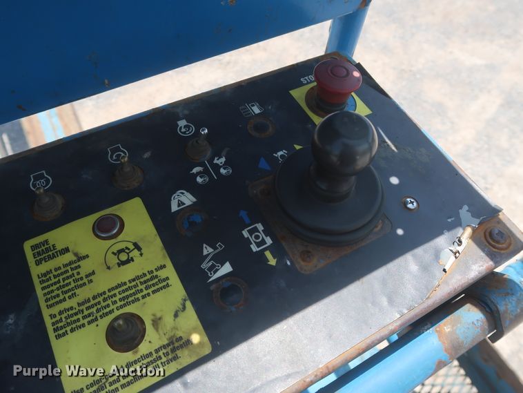 image for item HT9609 2006 Genie S40  boom lift