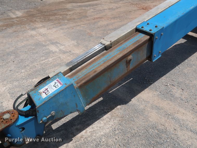 image for item HT9609 2006 Genie S40  boom lift