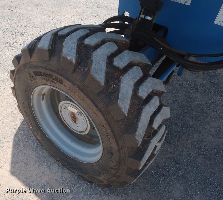 image for item HT9609 2006 Genie S40  boom lift