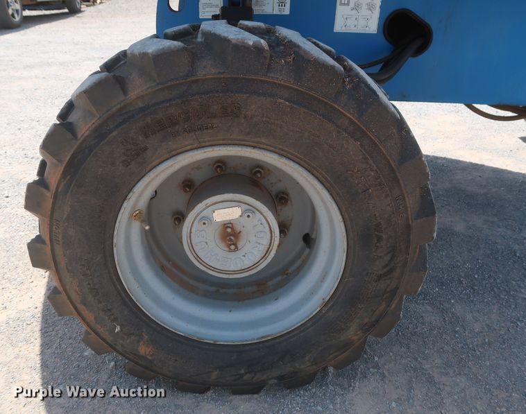 image for item HT9609 2006 Genie S40  boom lift