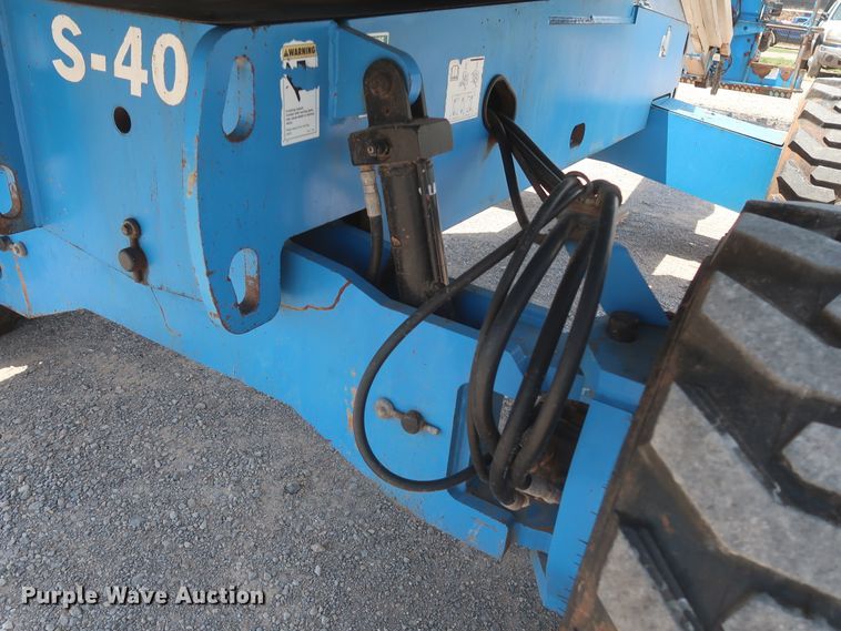 image for item HT9609 2006 Genie S40  boom lift