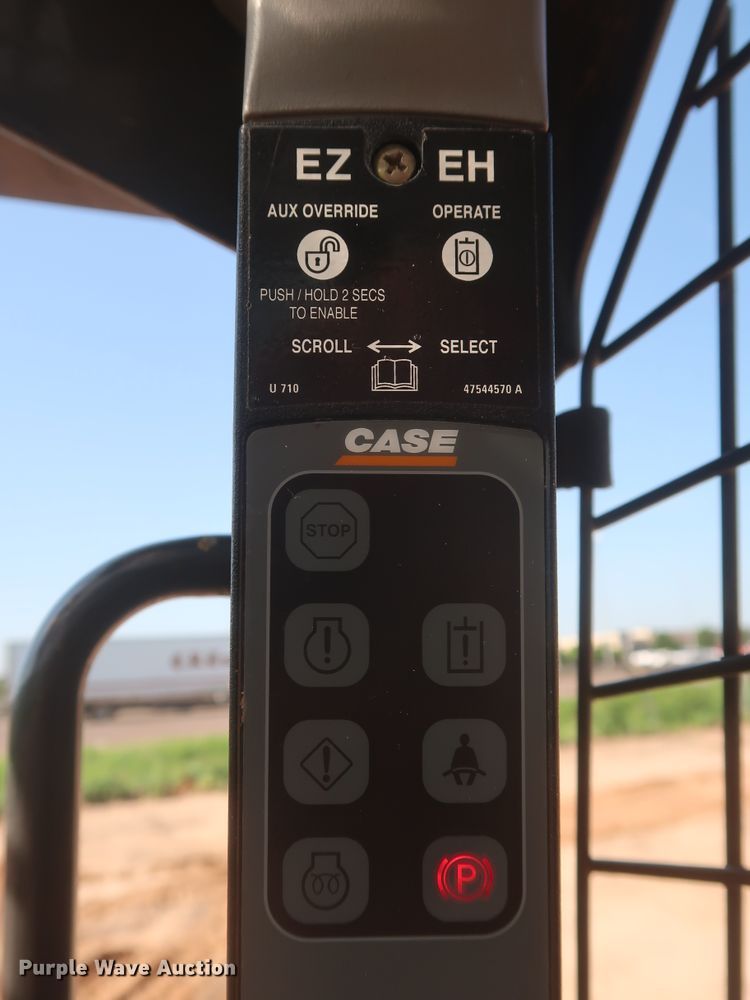 image for item HT9629 2018 Case TR270  tracked skid steer loader