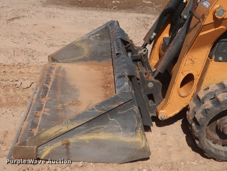 image for item HT9629 2018 Case TR270  tracked skid steer loader