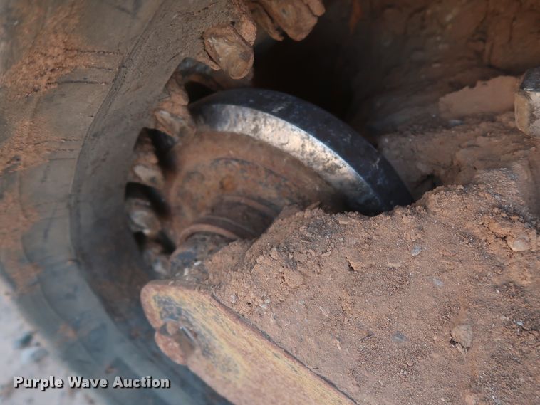 image for item HT9629 2018 Case TR270  tracked skid steer loader