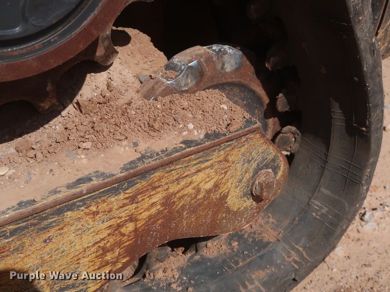 image for item HT9629 2018 Case TR270  tracked skid steer loader