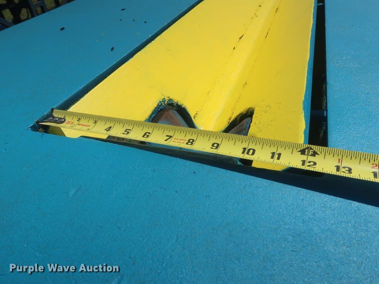 image for item HT9630 2008 Hawe hydraulic pipe lifter