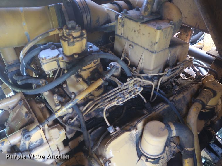 image for item HT9631 1977 Caterpillar 631D  water wagon