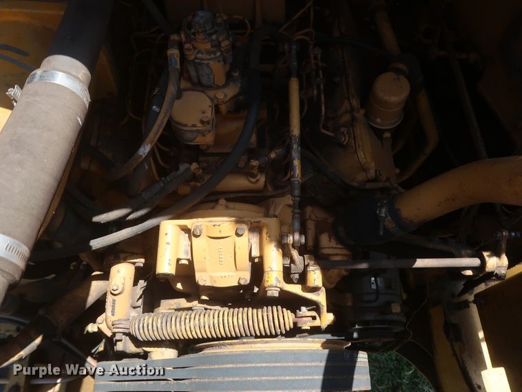 image for item HT9631 1977 Caterpillar 631D  water wagon