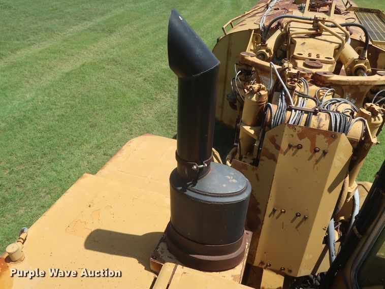 image for item HT9631 1977 Caterpillar 631D  water wagon