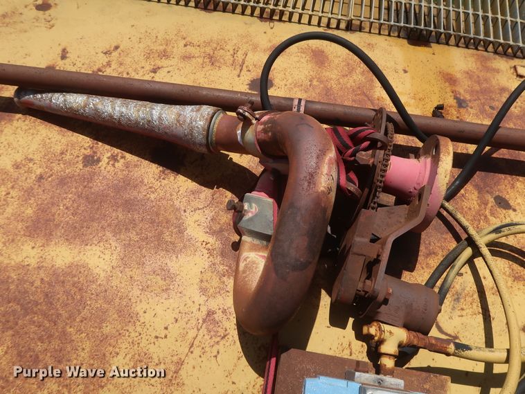 image for item HT9631 1977 Caterpillar 631D  water wagon