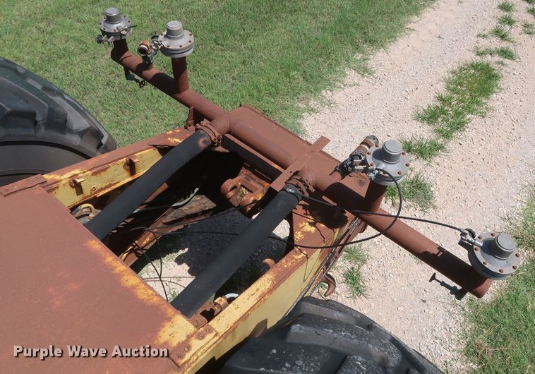 image for item HT9631 1977 Caterpillar 631D  water wagon