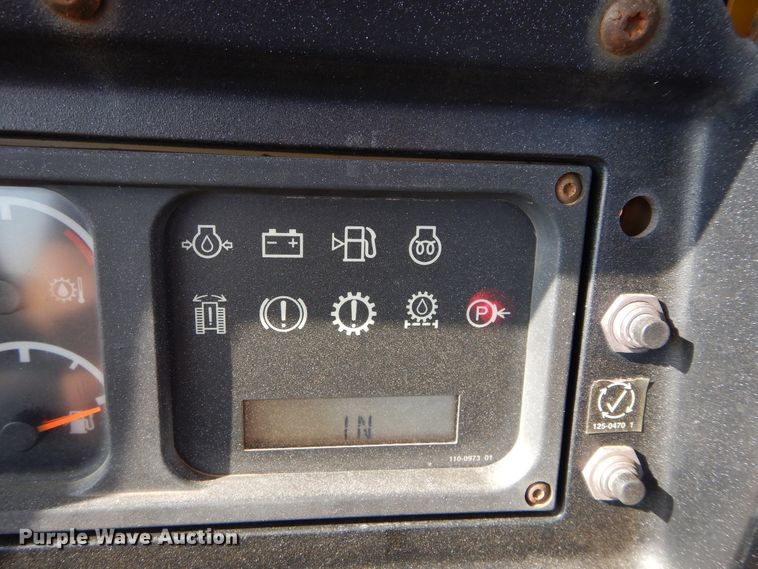 image for item DG7165 2001 Caterpillar D6M LGP  pipelayer