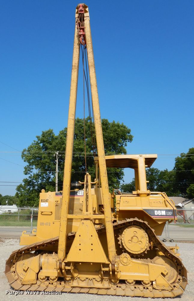 image for item DG7165 2001 Caterpillar D6M LGP  pipelayer